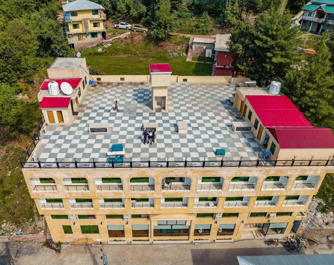 Shelton Suites Bhurban Exterior foto